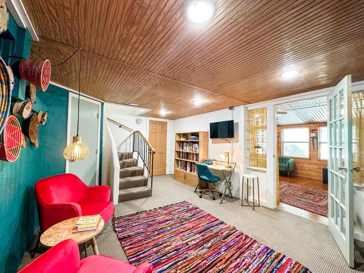 Inn At The Art Center Сан Анджело Екстериор снимка